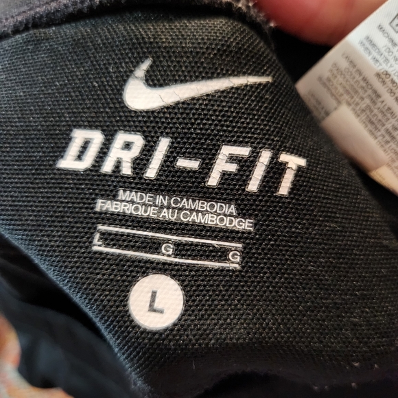 💘 Nike Black Zippered Dri Fit Tights - Picture 3 of 5